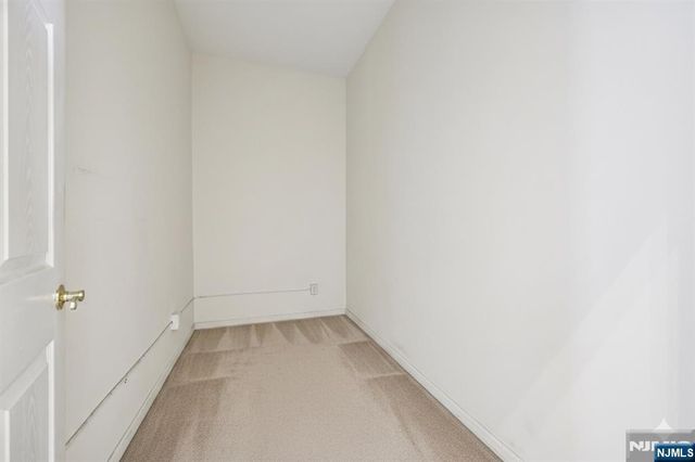 109 Four Seasons Drive 109, Wayne, NJ 07470