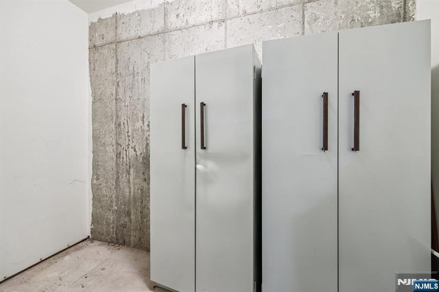 109 Four Seasons Drive 109, Wayne, NJ 07470