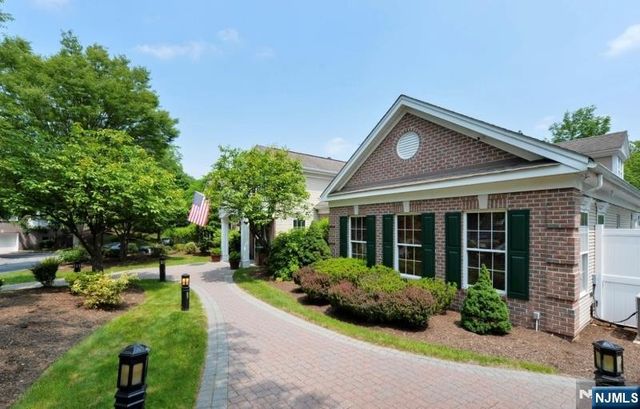 109 Four Seasons Drive 109, Wayne, NJ 07470