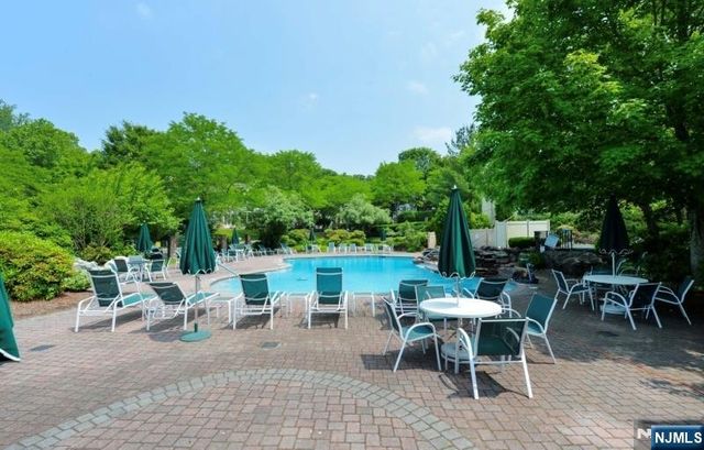 109 Four Seasons Drive 109, Wayne, NJ 07470