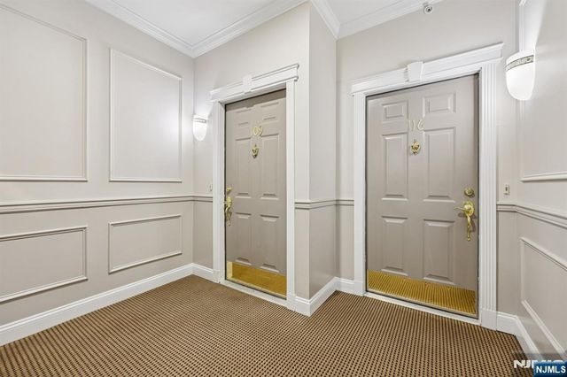 109 Four Seasons Drive 109, Wayne, NJ 07470