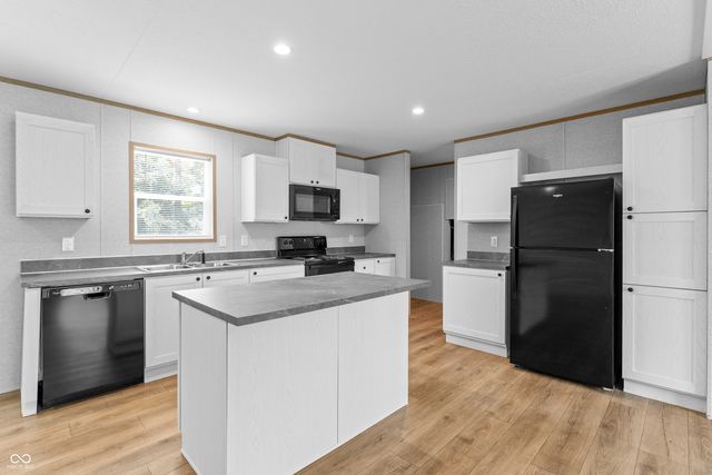 2177 N 4th Street, Seelyville, IN 47878
