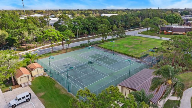 5720 SE Windsong Lane 326, Stuart, FL 34997