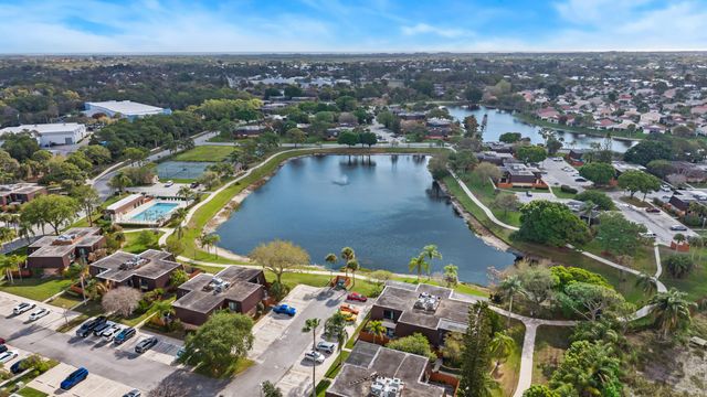 5720 SE Windsong Lane 326, Stuart, FL 34997