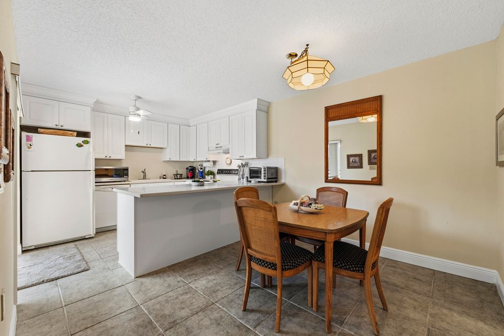 5720 SE Windsong Lane 326, Stuart, FL 34997