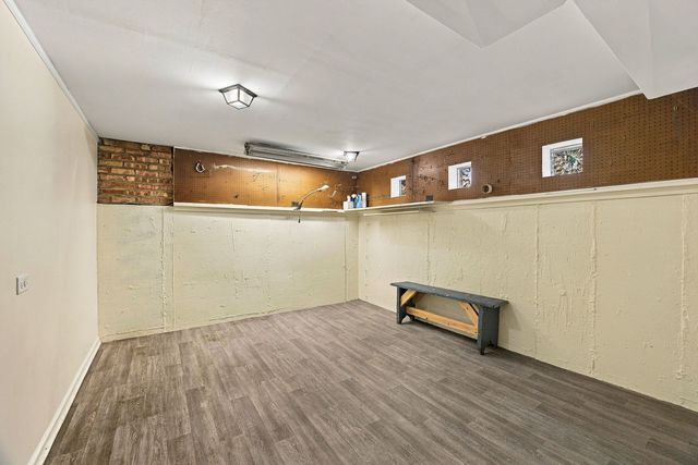 10521 Lavergne Avenue, Oak Lawn, IL 60453