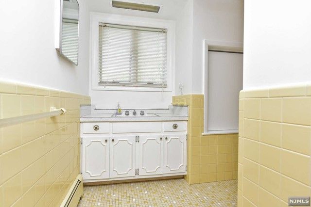 150 Indian Trail, North Haledon, NJ 07508