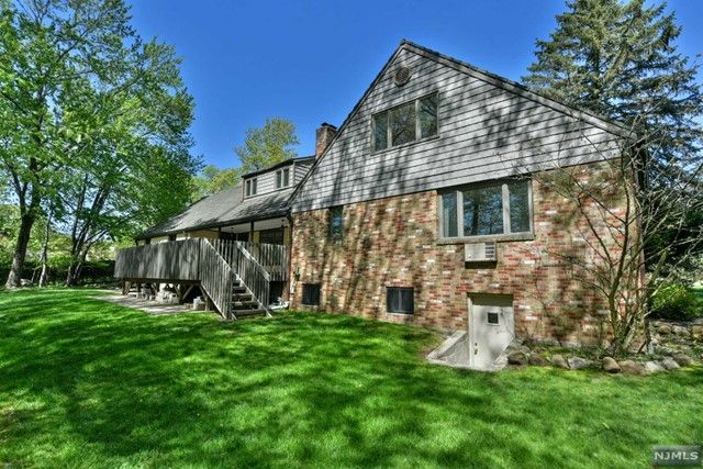 150 Indian Trail, North Haledon, NJ 07508
