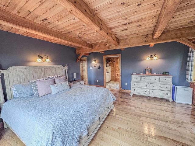 93 Rowell Hill Road, New London, NH 03257