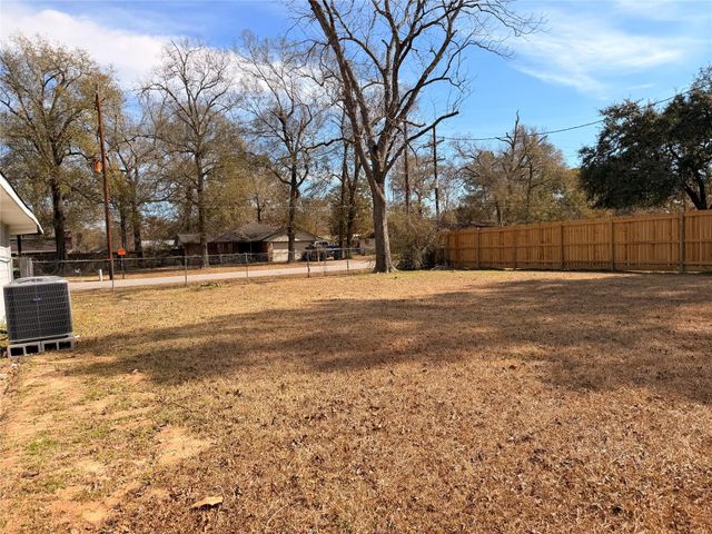 628 Truman Street, Cleveland, TX 77327