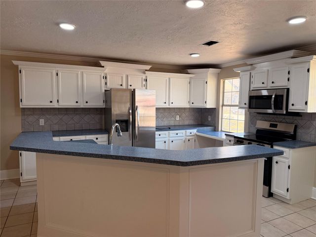 628 Truman Street, Cleveland, TX 77327