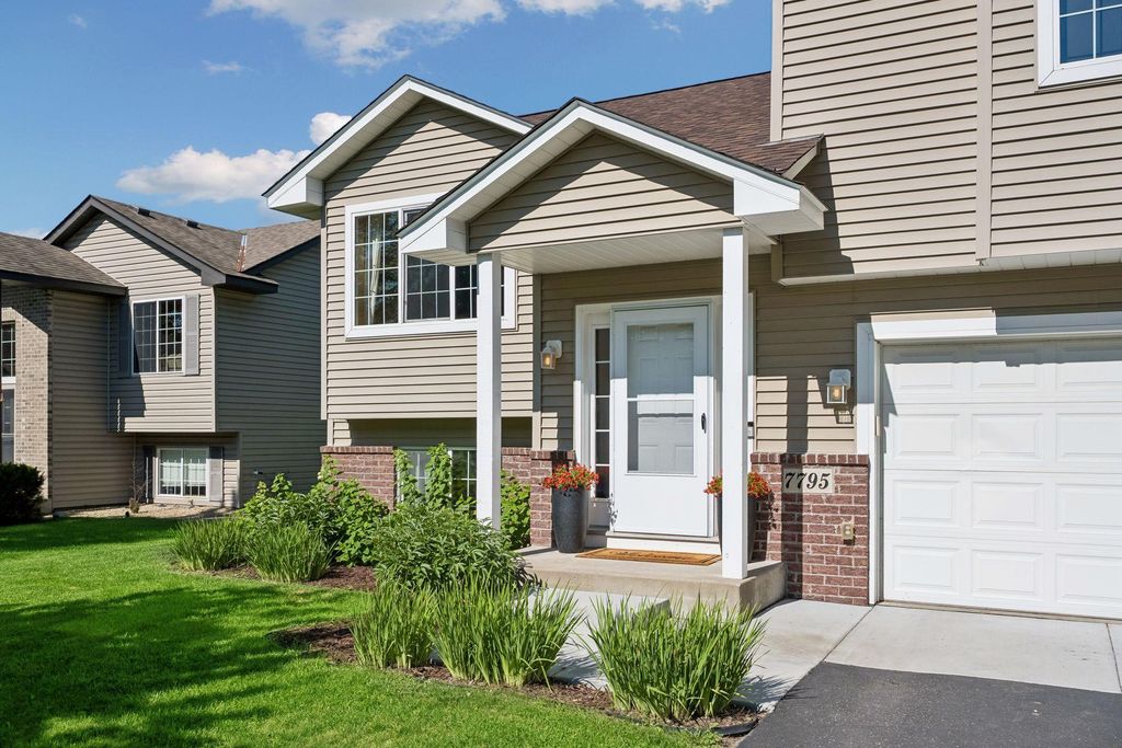 7795 Lamont Avenue NE, Otsego, MN 55301