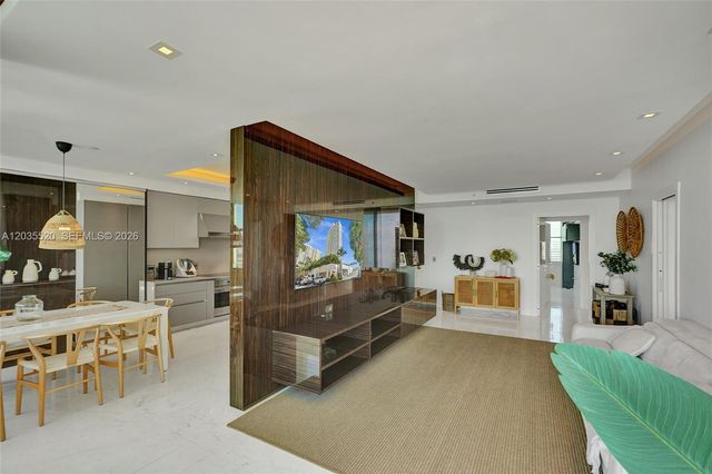 800 Claughton Island Drive 3101, Miami, FL 33131