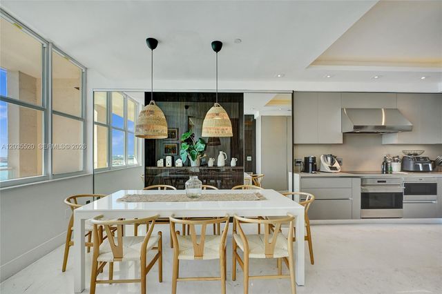 800 Claughton Island Drive 3101, Miami, FL 33131