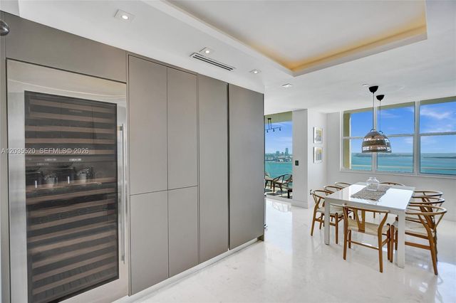800 Claughton Island Drive 3101, Miami, FL 33131