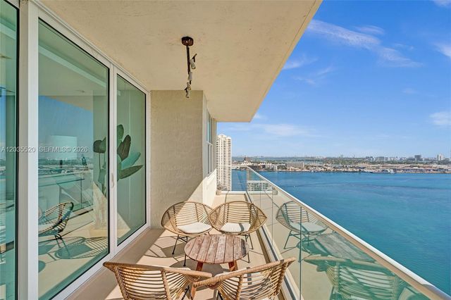 800 Claughton Island Drive 3101, Miami, FL 33131