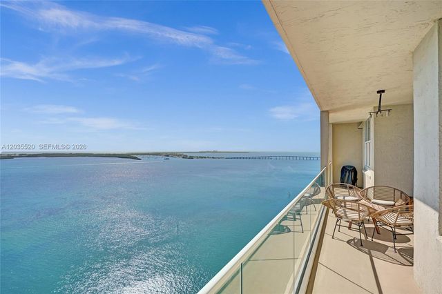 800 Claughton Island Drive 3101, Miami, FL 33131