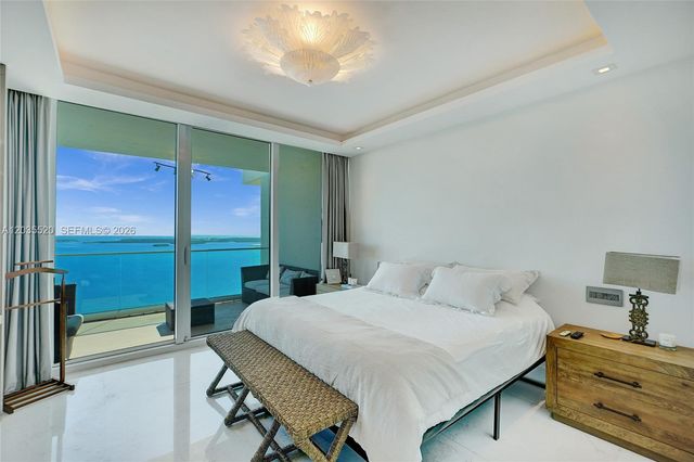 800 Claughton Island Drive 3101, Miami, FL 33131