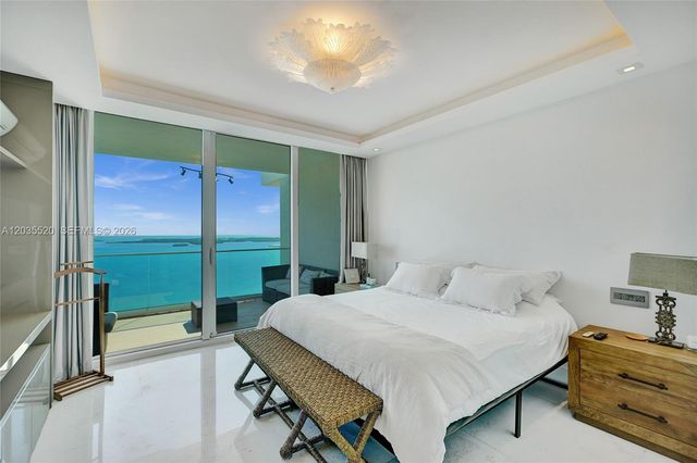 800 Claughton Island Drive 3101, Miami, FL 33131