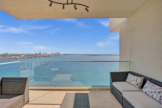 800 Claughton Island Drive 3101, Miami, FL 33131
