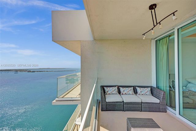 800 Claughton Island Drive 3101, Miami, FL 33131