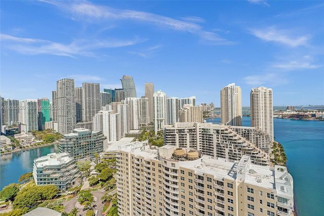 800 Claughton Island Drive 3101, Miami, FL 33131
