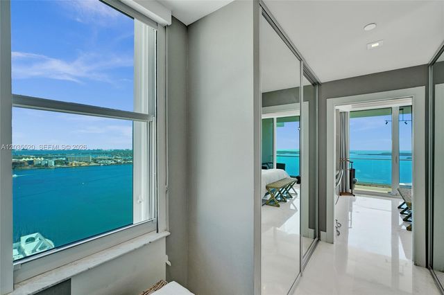 800 Claughton Island Drive 3101, Miami, FL 33131