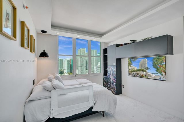 800 Claughton Island Drive 3101, Miami, FL 33131