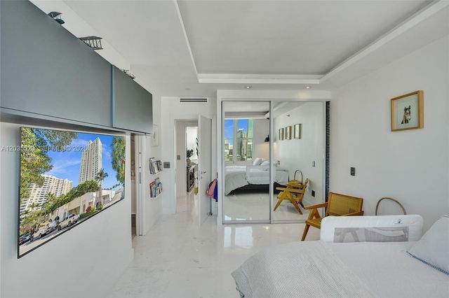 800 Claughton Island Drive 3101, Miami, FL 33131
