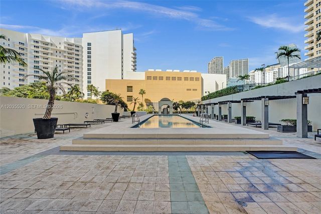 800 Claughton Island Drive 3101, Miami, FL 33131