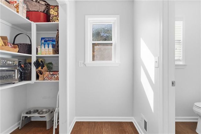 8000 W 116TH Street, Overland Park, KS 66210