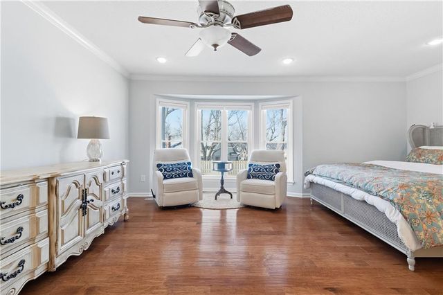 8000 W 116TH Street, Overland Park, KS 66210