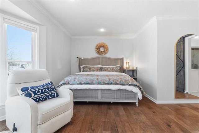 8000 W 116TH Street, Overland Park, KS 66210