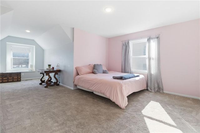 8000 W 116TH Street, Overland Park, KS 66210