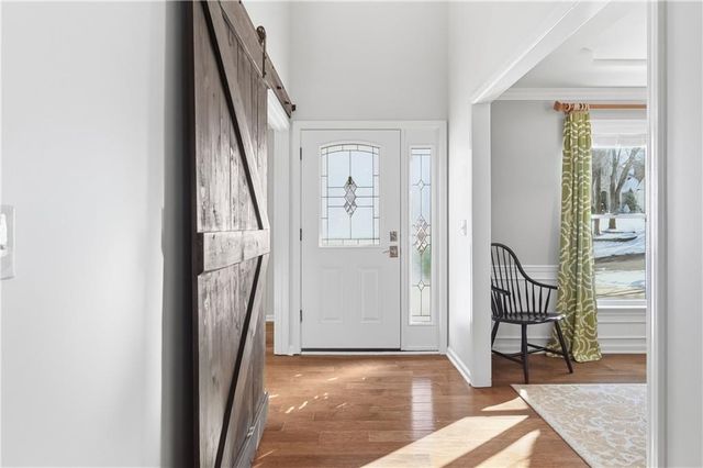 8000 W 116TH Street, Overland Park, KS 66210