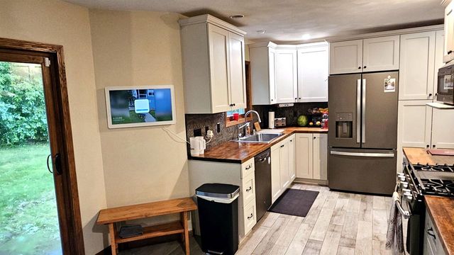 8411 RIDGEVIEW COURT, Larsen, WI 54947