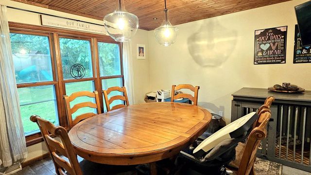 8411 RIDGEVIEW COURT, Larsen, WI 54947