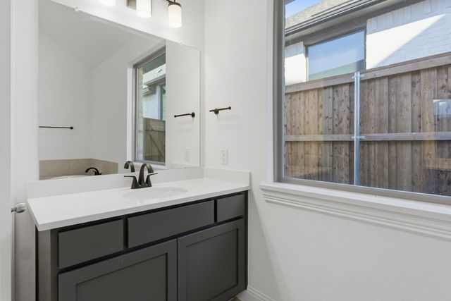 600 Dublin Dr, Celina, TX 75009