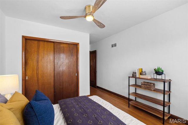 4359 Tholozan Avenue, St Louis, MO 63116