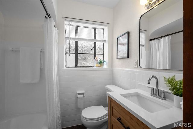 4359 Tholozan Avenue, St Louis, MO 63116