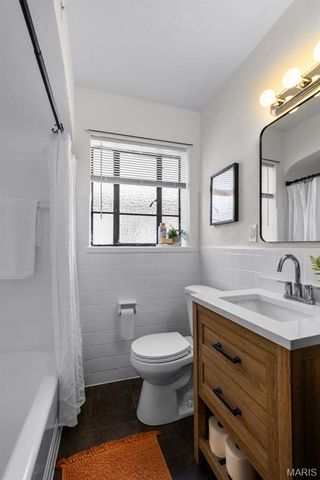 4359 Tholozan Avenue, St Louis, MO 63116