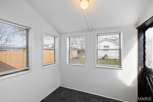 4359 Tholozan Avenue, St Louis, MO 63116