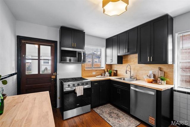 4359 Tholozan Avenue, St Louis, MO 63116