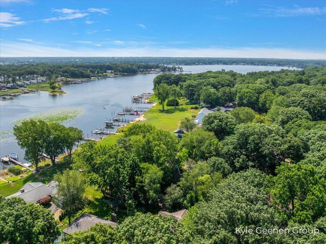 46 Counts Cove Court, Park Twp, MI 49424