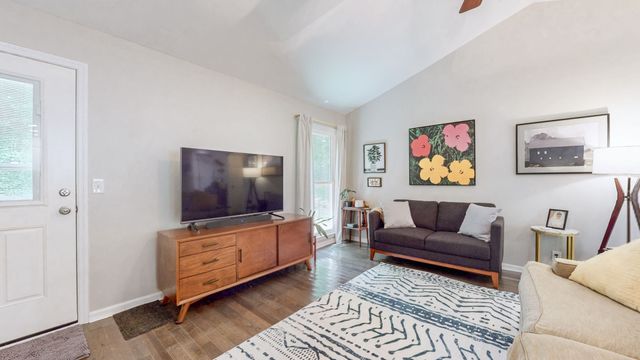 5501 Village Way, Nashville, TN 37211