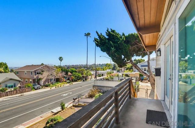 4351 Voltaire St, San Diego, CA 92107