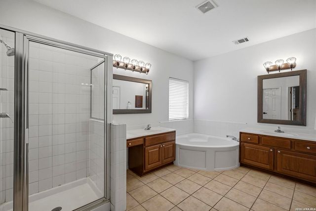 615 Hookberry Trail, San Antonio, TX 78256