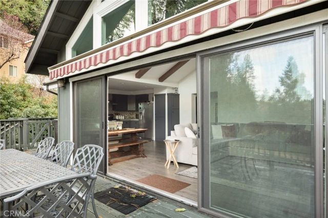 24379 San Moritz, Crestline, CA 92325