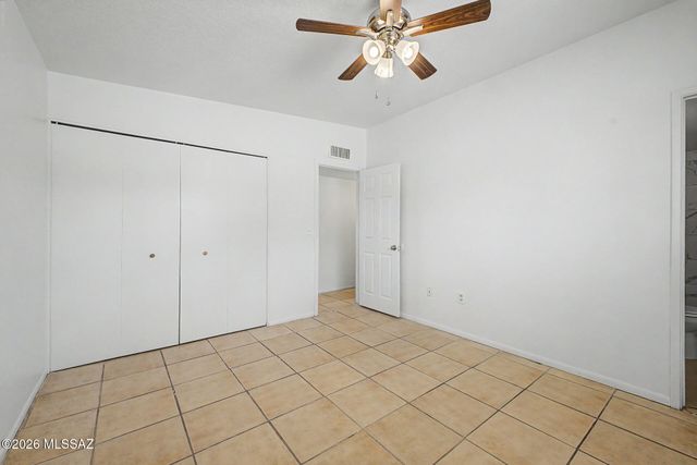 7460 N Oldfather Drive, Tucson, AZ 85741