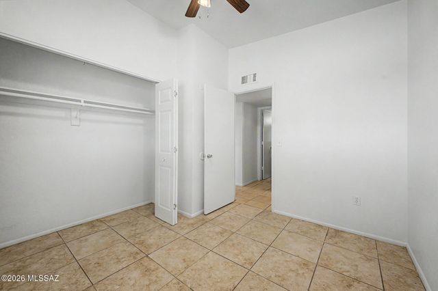 7460 N Oldfather Drive, Tucson, AZ 85741